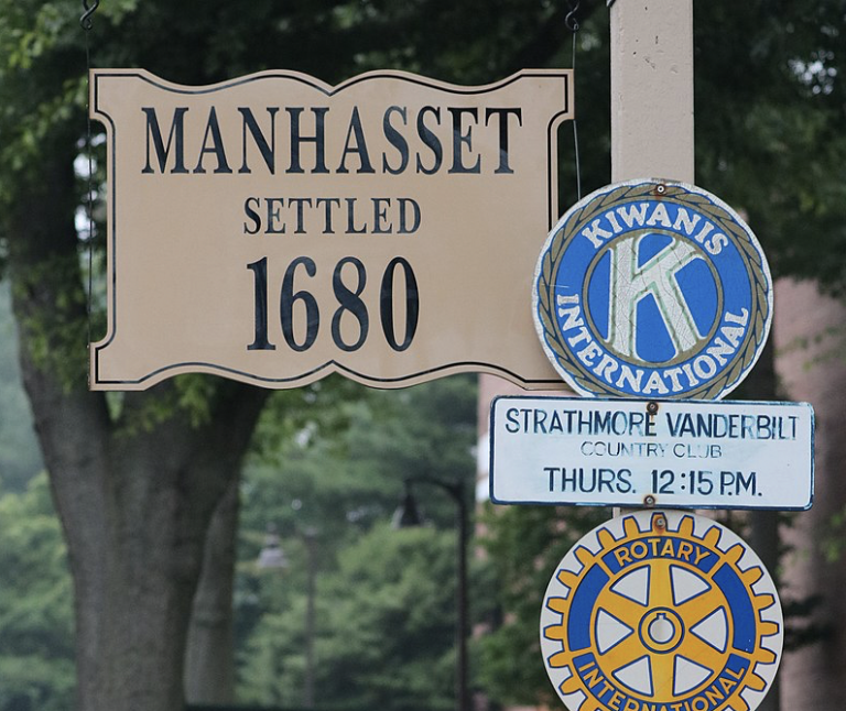 Manhasset, Long Island